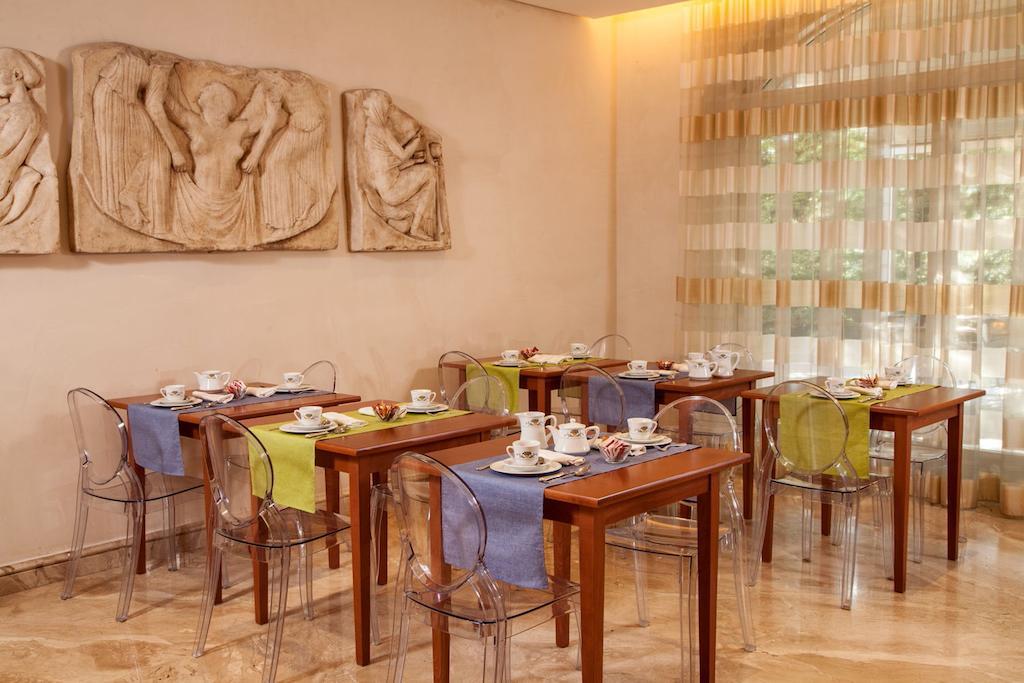 Hotel Piccolo Borgo Roma Esterno foto