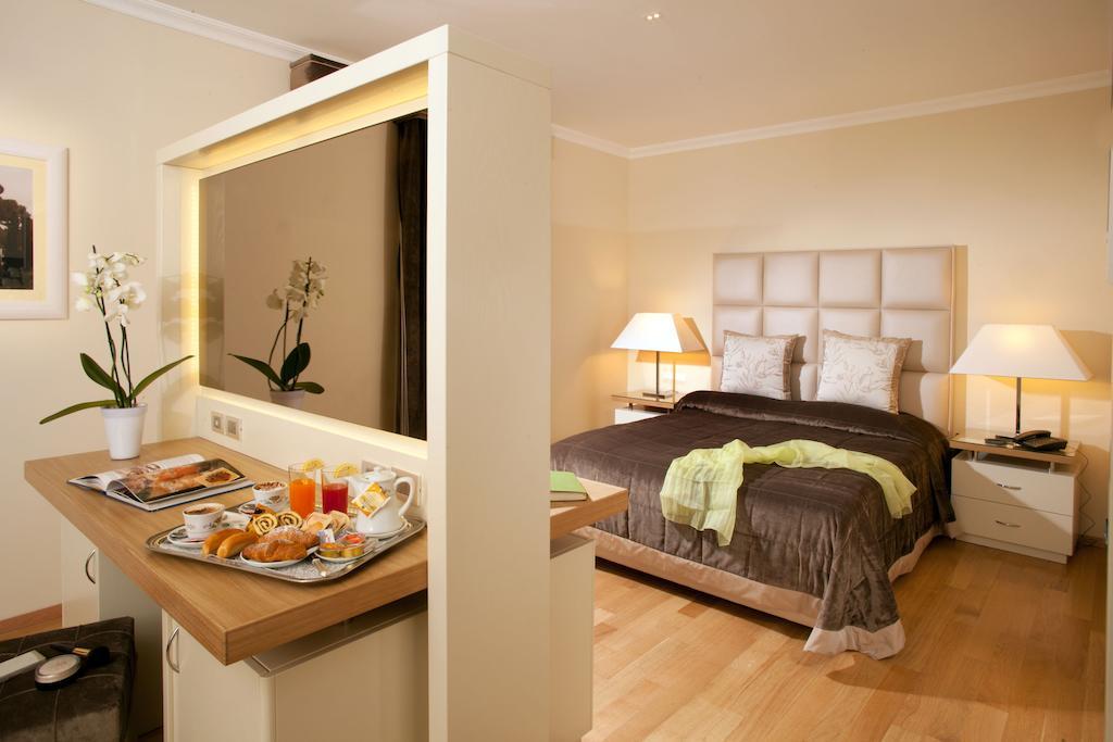 Hotel Piccolo Borgo Roma Esterno foto