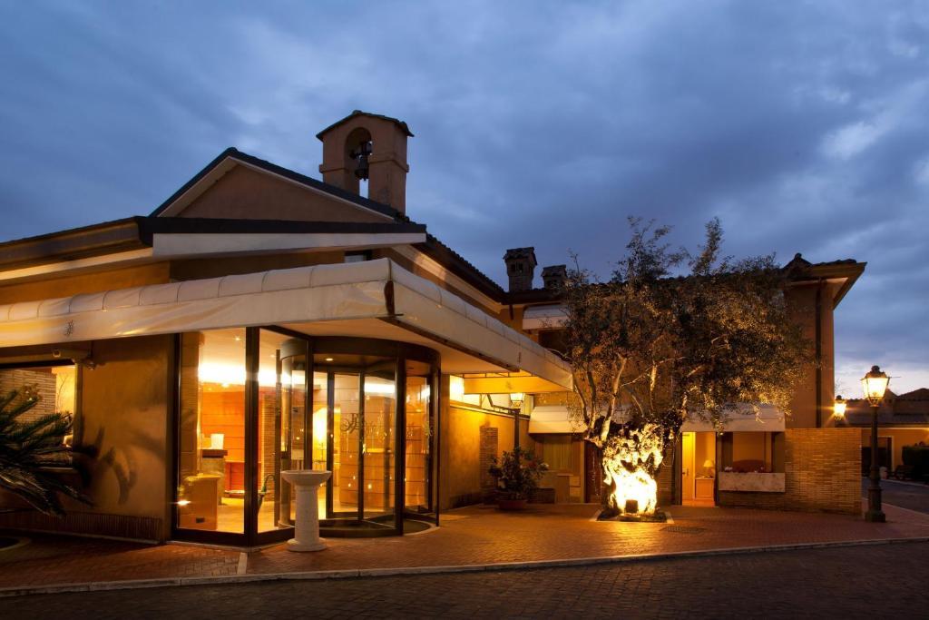 Hotel Piccolo Borgo Roma Esterno foto