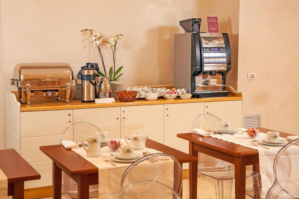 Hotel Piccolo Borgo Roma Esterno foto
