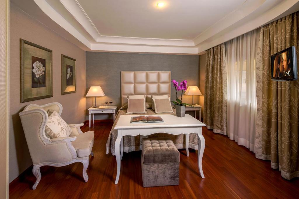 Hotel Piccolo Borgo Roma Esterno foto