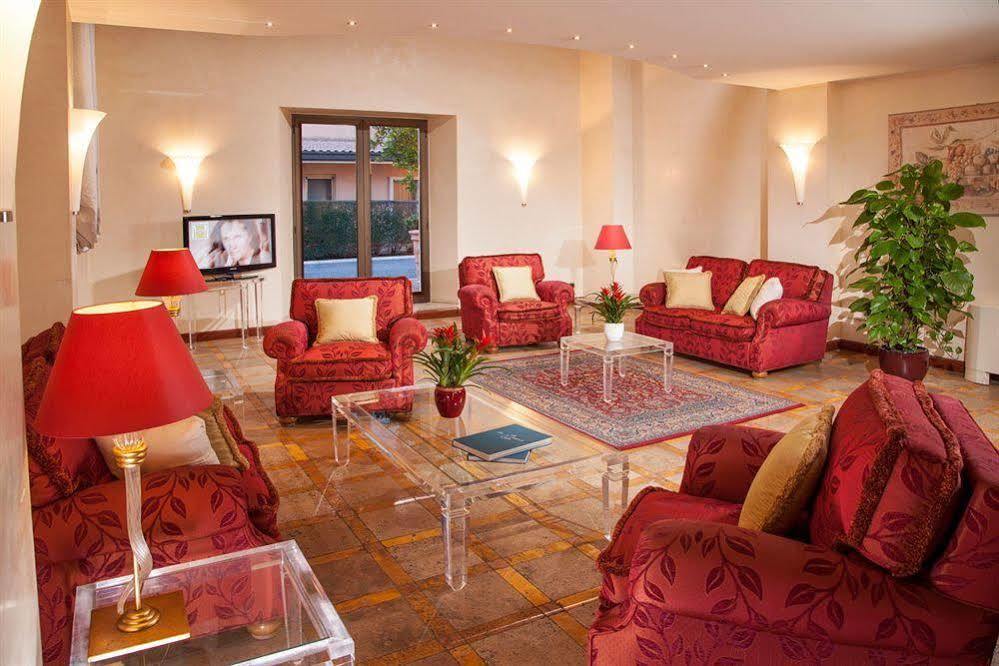 Hotel Piccolo Borgo Roma Esterno foto
