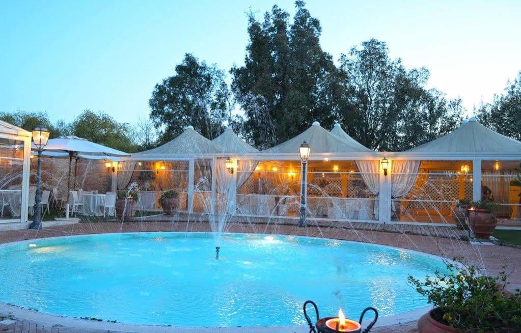 Hotel Piccolo Borgo Roma Esterno foto